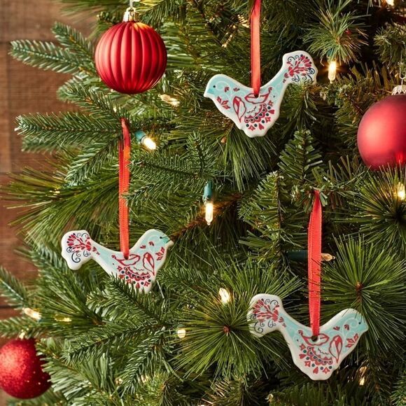 2022 🦋 New Pioneer Woman Mazie Christmas Ornament Bundle, Set of 3 - Picture 1 of 5
